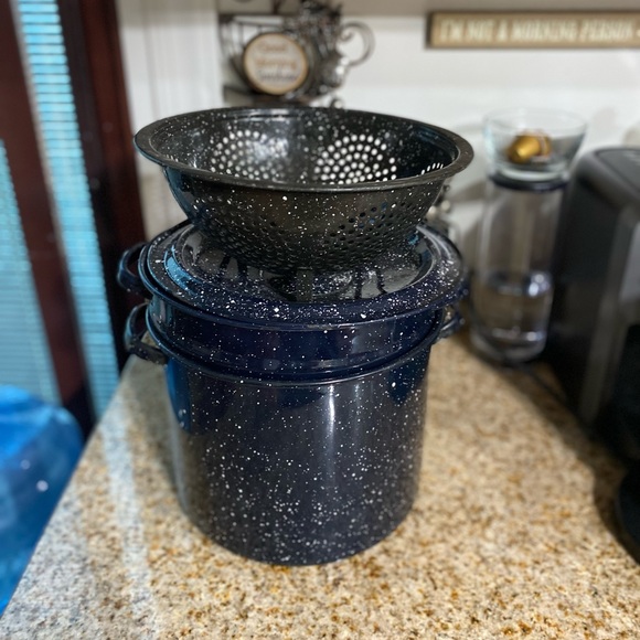 Granite Ware Enamel on Steel Multiuse Pot - Picture 5 of 6